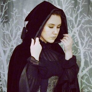 Meet your Posher, Alisia